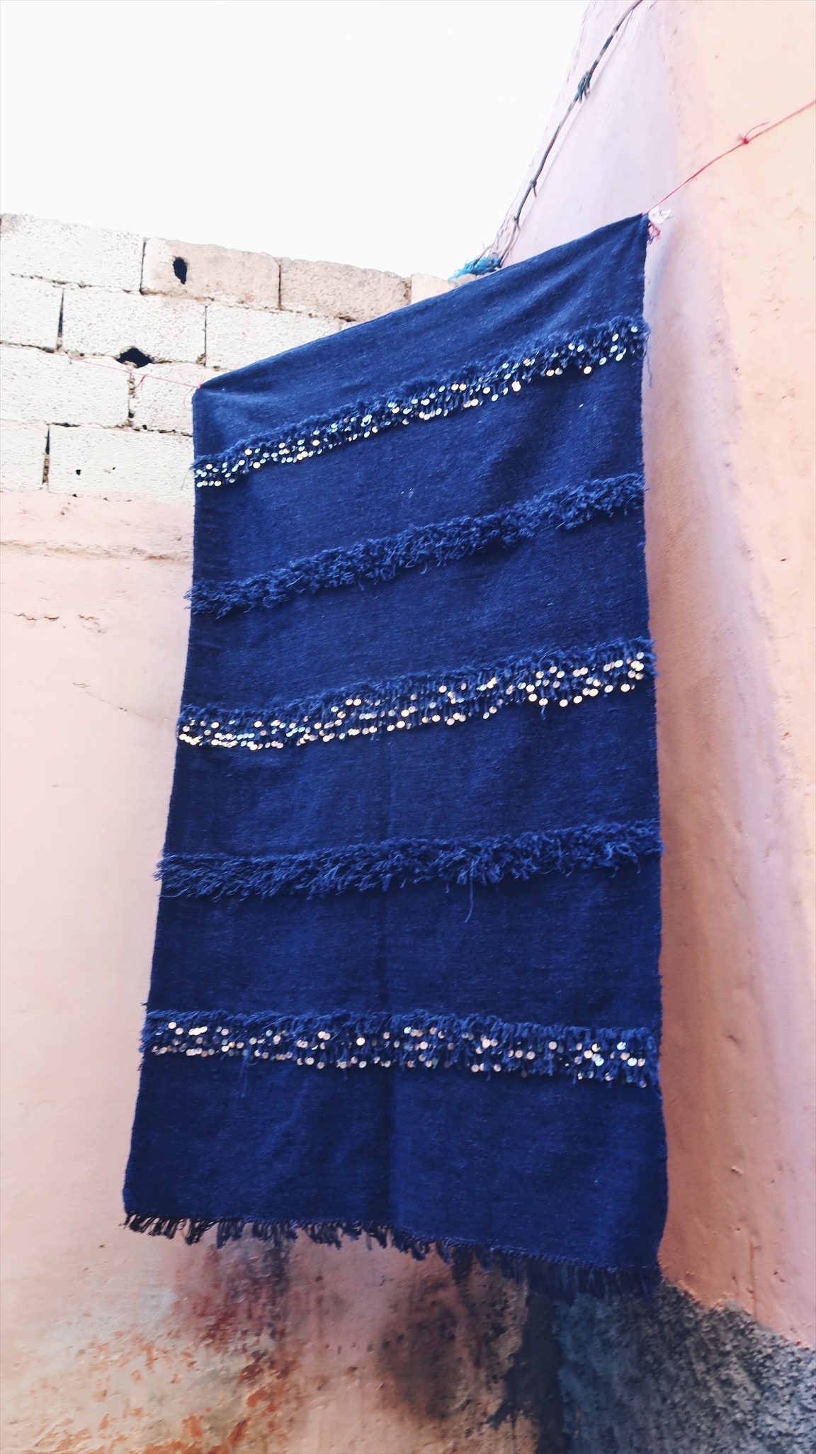 Voyage au Maroc Taroudant tapis bleu berbère