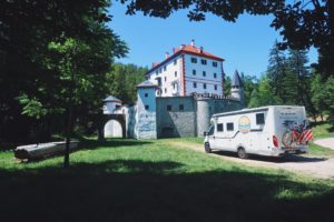 Le chateau Sneznik en Slovénie